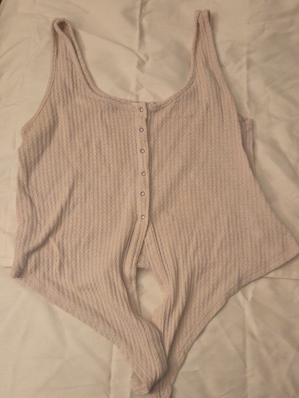 Express Ribbed Scoop Neck Snap-Front Bodysuit - Light Beige